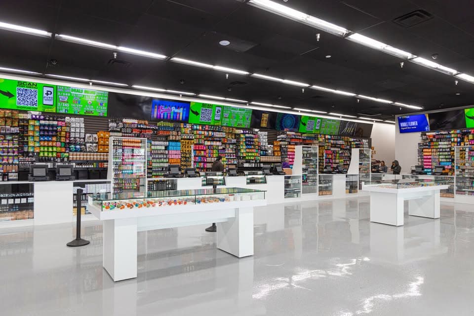 Pure Cannabis Outlet - New Baltimore Interior Pure Cannabis Outlet - New Baltimore Interior